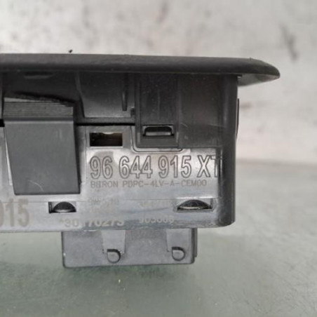 Interrupteur de leve vitre avant gauche PEUGEOT 308 1 SW Photo n°1