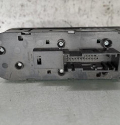 Interrupteur de leve vitre avant gauche OPEL ASTRA H