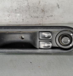 Interrupteur de leve vitre avant gauche RENAULT CLIO 3