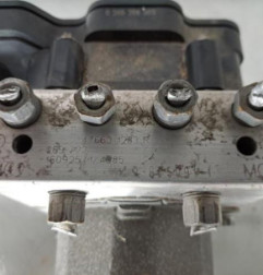 Bloc ABS (freins anti-blocage) RENAULT CAPTUR 1 Photo n°1