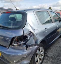 Boitier air bag PEUGEOT 307 Photo n°7