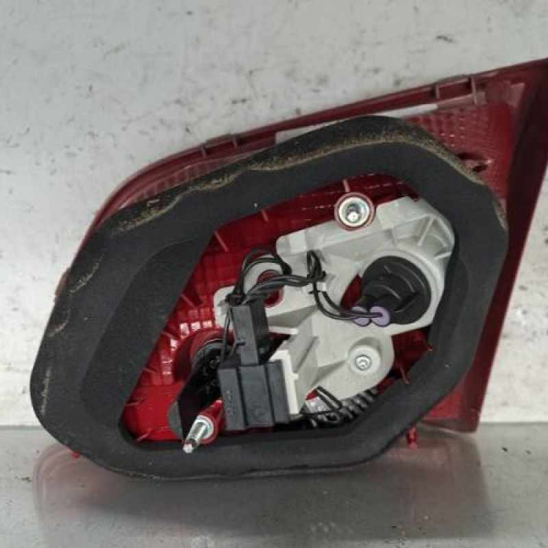 Feu arriere secondaire gauche (feux) VOLKSWAGEN PASSAT 6