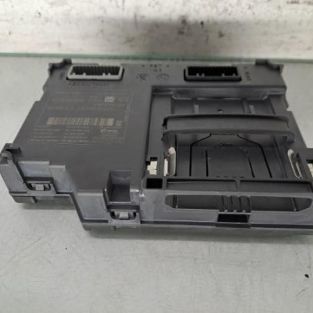 Lecteur de carte (neiman) RENAULT CLIO 4 Photo n°1