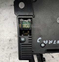 Facade autoradio OPEL ASTRA J Photo n°1