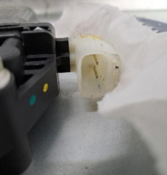 Leve vitre electrique arriere gauche KIA SOUL 1 Photo n°4