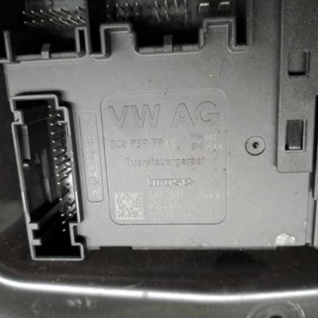 Leve vitre electrique avant gauche VOLKSWAGEN PASSAT 6