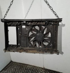 Armature avant, Masque avant PEUGEOT 5008 1