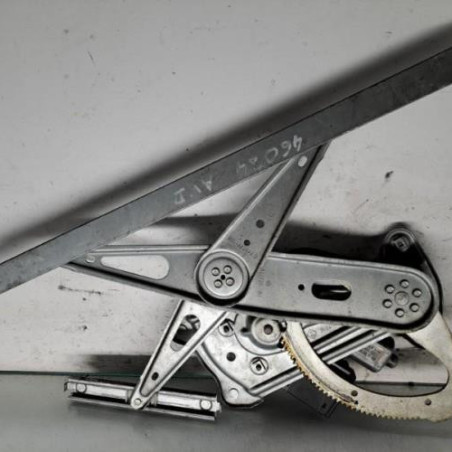 Leve vitre electrique avant droit RENAULT MEGANE 3 Photo n°1