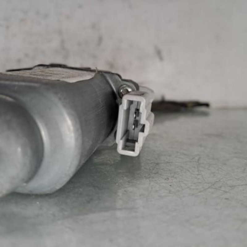 Leve vitre electrique avant gauche VOLKSWAGEN UP