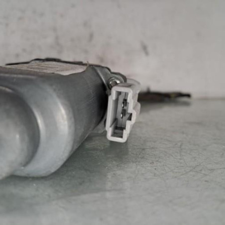 Leve vitre electrique avant gauche VOLKSWAGEN UP Photo n°1