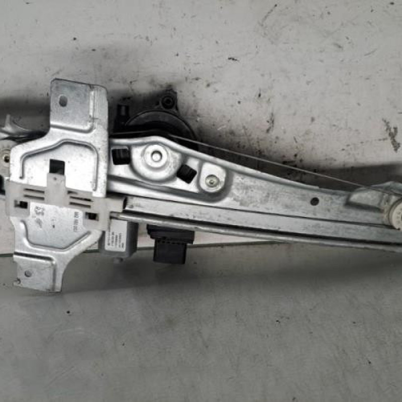 Leve vitre electrique arriere droit PEUGEOT 2008 1