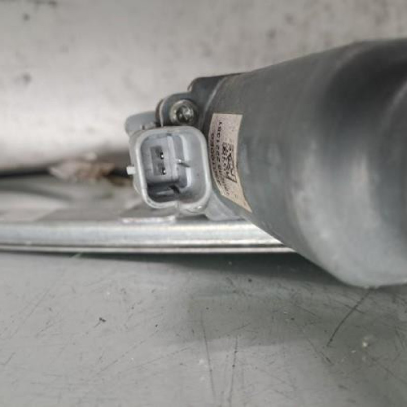Leve vitre electrique avant gauche PEUGEOT 107