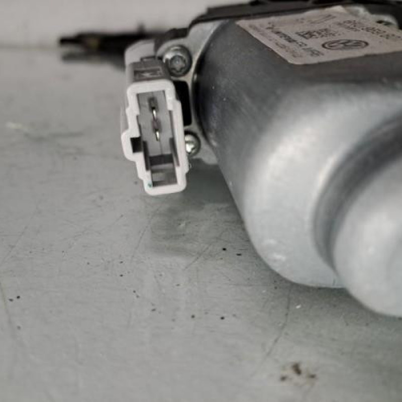 Leve vitre electrique avant droit VOLKSWAGEN UP