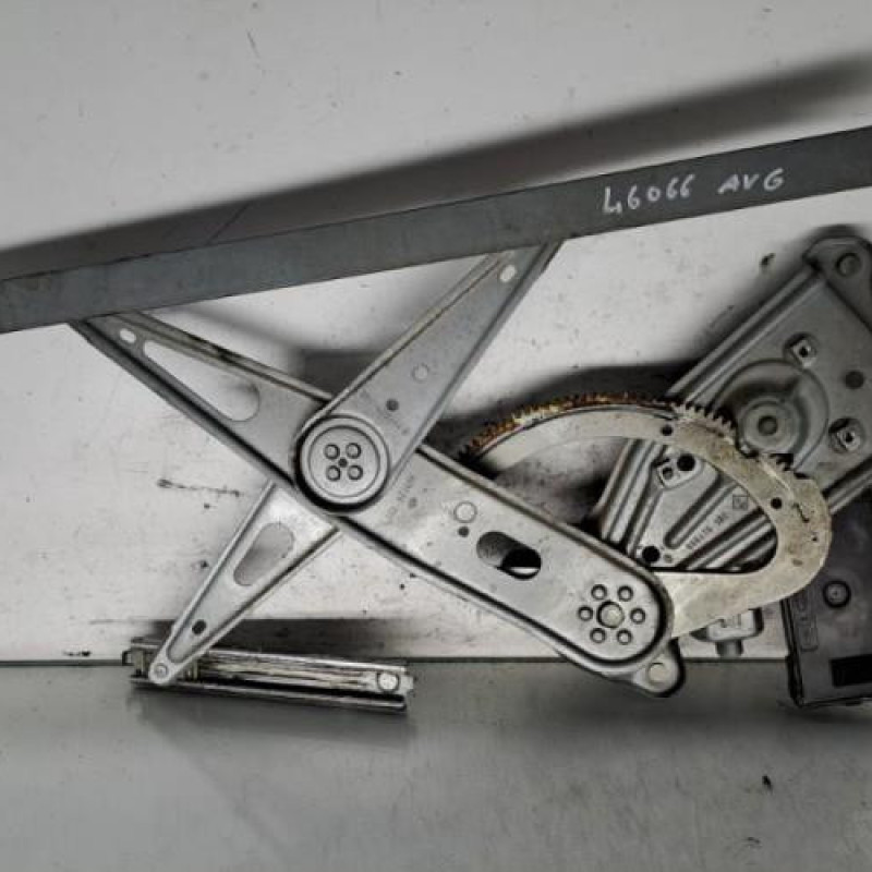 Leve vitre electrique avant gauche RENAULT MEGANE 3