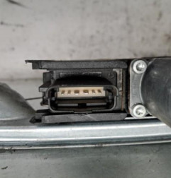 Leve vitre electrique arriere droit PEUGEOT 308 1 SW Photo n°3