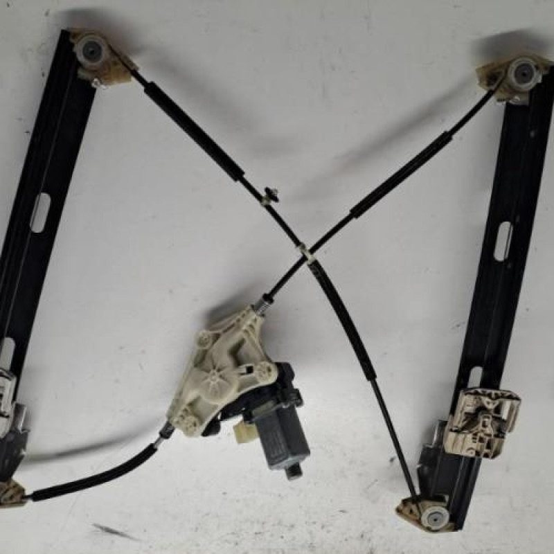 Leve vitre electrique avant gauche SEAT LEON 3