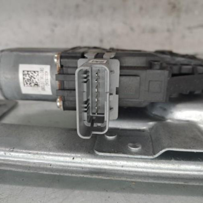Leve vitre electrique avant droit CITROEN BERLINGO 2