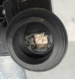 Leve vitre electrique arriere droit TOYOTA YARIS 4 Photo n°1