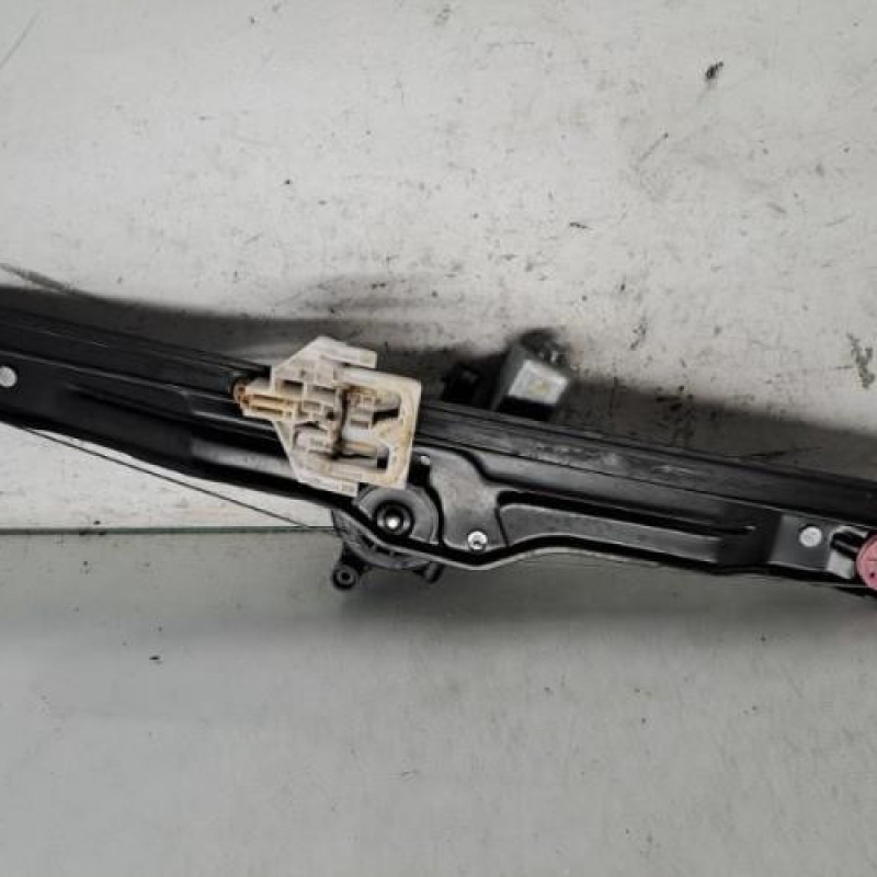 Leve vitre electrique avant droit FIAT 500L