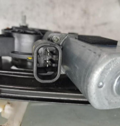 Leve vitre electrique avant droit FIAT 500L