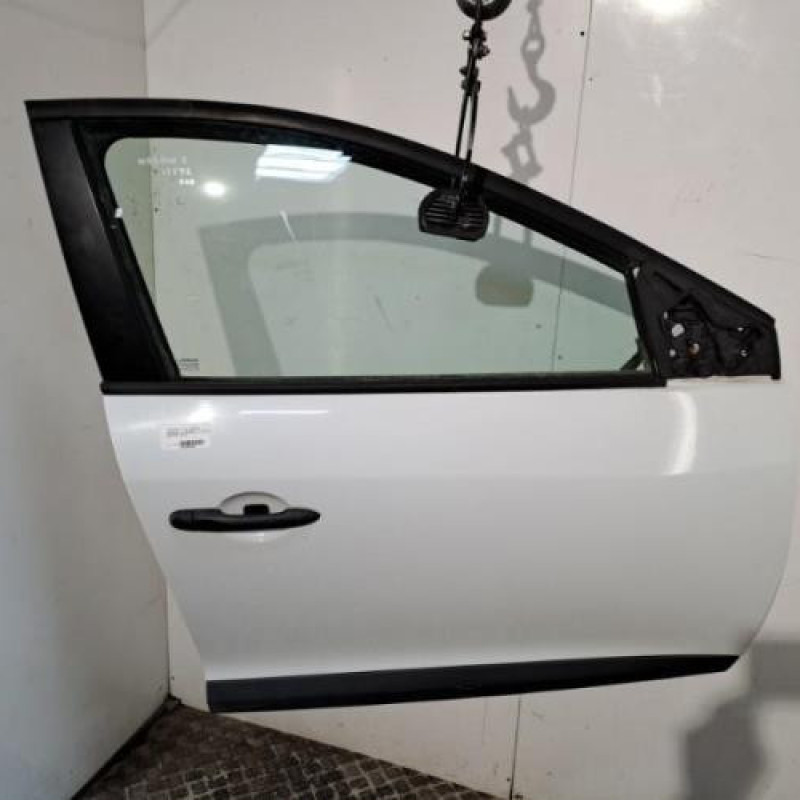 Porte avant droit RENAULT MEGANE 3