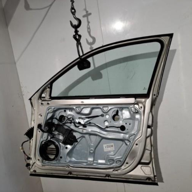Porte avant droit VOLKSWAGEN PASSAT 4