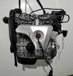 Moteur VOLKSWAGEN POLO 3 Photo n°4