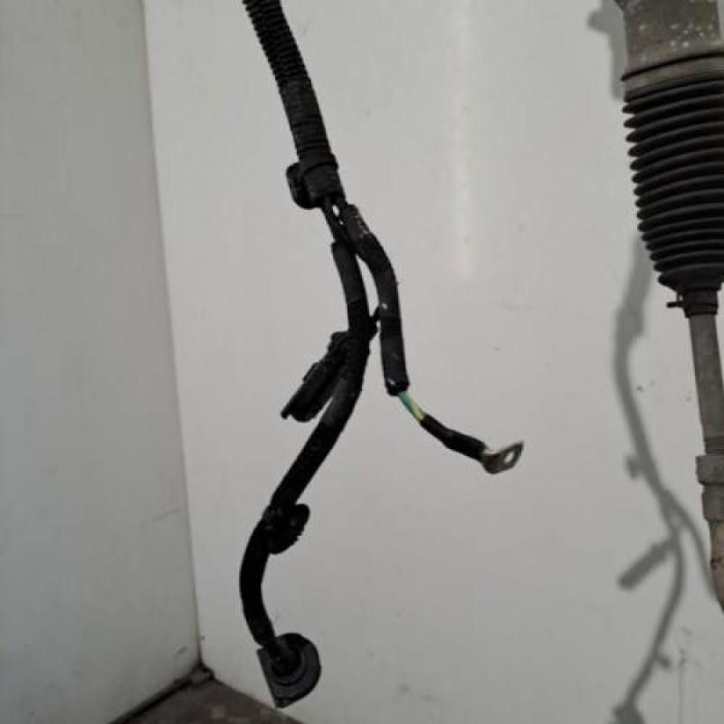 Cremaillere assistee PEUGEOT 208 1