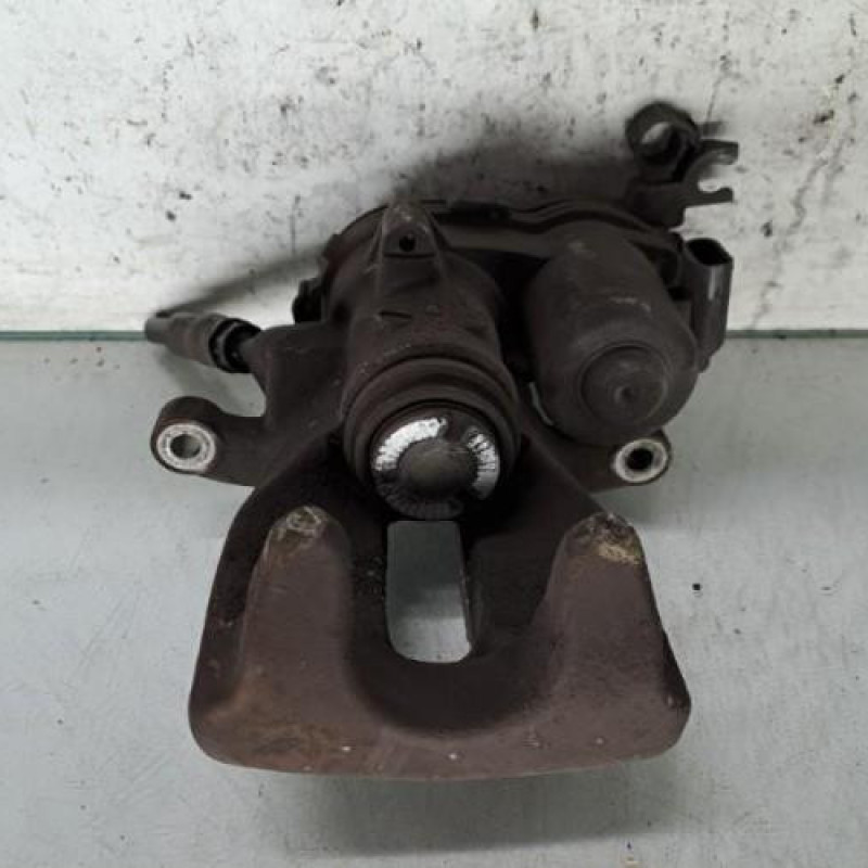 Etrier arriere gauche (freinage) MERCEDES CLASSE A 176