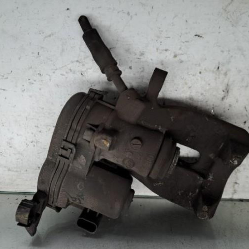Etrier arriere droit (freinage) MERCEDES CLASSE A 176