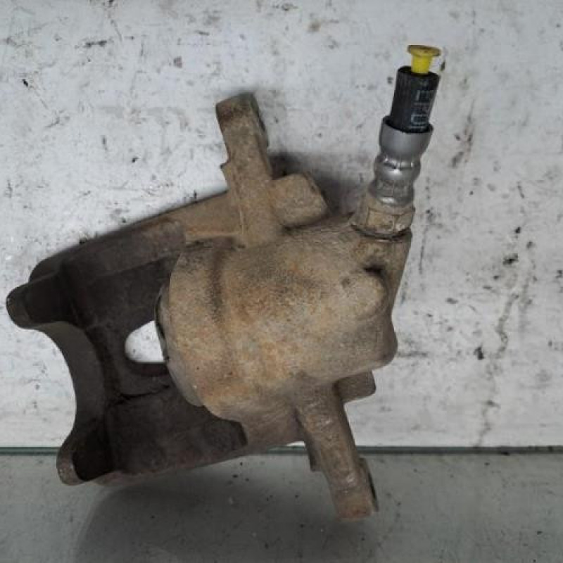 Etrier arriere droit (freinage) MERCEDES VITO 639