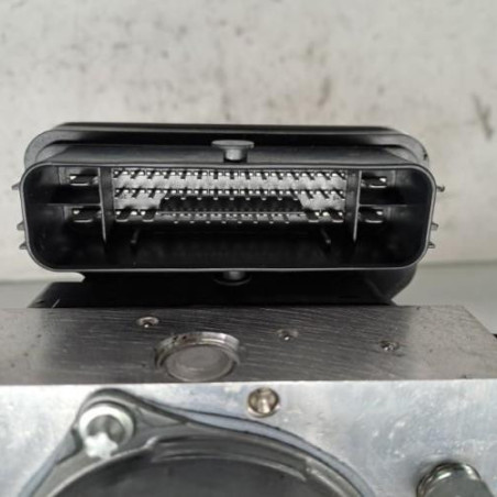 Bloc ABS (freins anti-blocage) TOYOTA YARIS 4