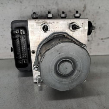 Bloc ABS (freins anti-blocage) MERCEDES CLASSE A 176