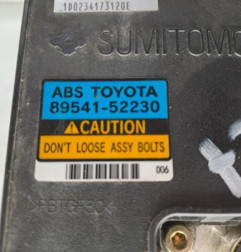 Bloc ABS (freins anti-blocage) TOYOTA YARIS 1 Photo n°1