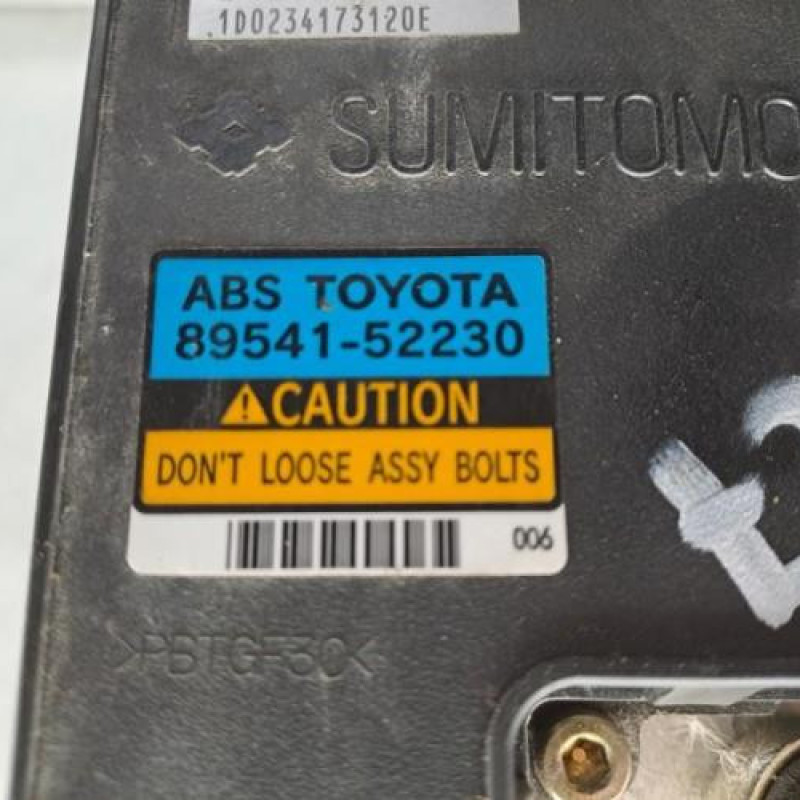 Bloc ABS (freins anti-blocage) TOYOTA YARIS 1