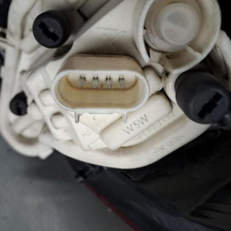Feu arriere principal gauche (feux) OPEL ASTRA J