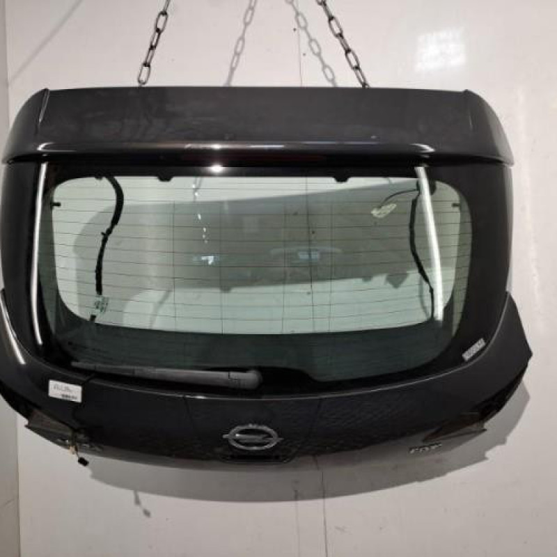 Malle/Hayon arriere OPEL ASTRA J
