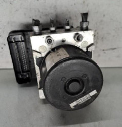 Bloc ABS (freins anti-blocage) MERCEDES CLASSE C 204 Photo n°1