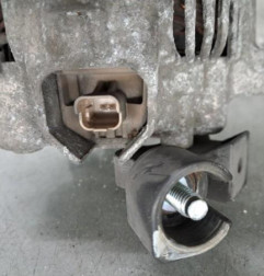 Alternateur CITROEN C3 2 Photo n°1