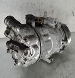 Compresseur clim FIAT GRANDE PUNTO Photo n°3