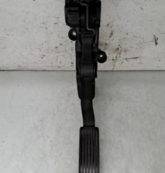 Pedale d'accelerateur MERCEDES CLASSE B 245 Photo n°1