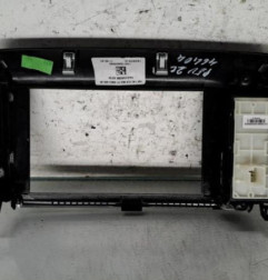 Commande autoradio PEUGEOT 2008 1