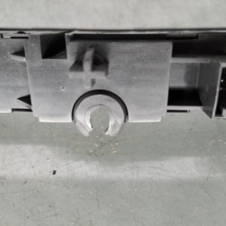 Bouton de warning FIAT 500L Photo n°1