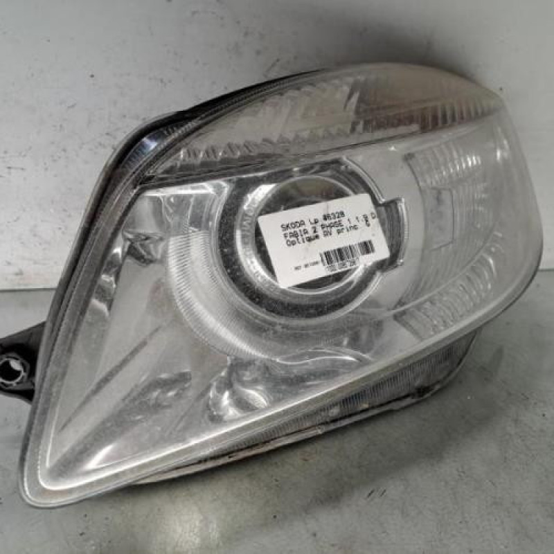 Optique avant principal gauche (feux)(phare) SKODA FABIA 2