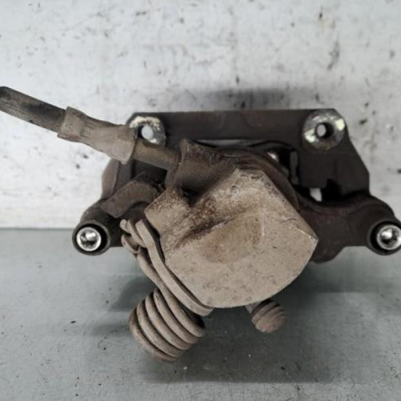 Etrier arriere gauche (freinage) FORD C-MAX 1
