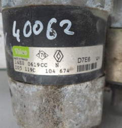 Demarreur RENAULT MEGANE 1 Photo n°1