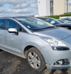 Demarreur PEUGEOT 5008 1 Photo n°7