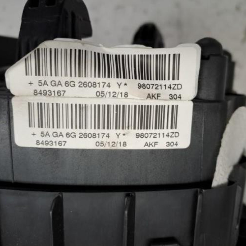 Air bag conducteur PEUGEOT 2008 1