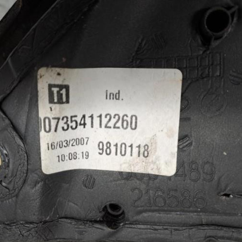 Retroviseur droit LANCIA YPSILON 4