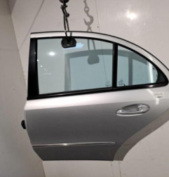 Porte arriere gauche MERCEDES CLASSE E 211 Photo n°4